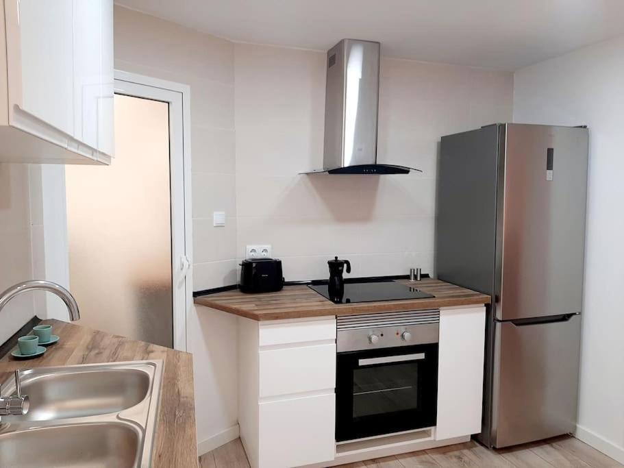 Confortable Apartamento En 埃尔切 外观 照片