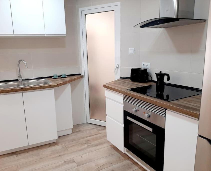 Confortable Apartamento En 埃尔切 外观 照片