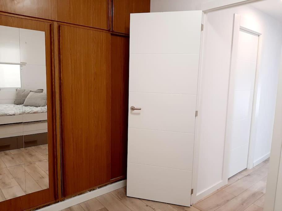 Confortable Apartamento En 埃尔切 外观 照片